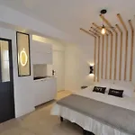 Double Studios Divine Sun&Moon Canal St Martin