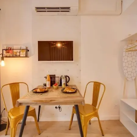 Double Divine Sun&moon Canal St Martin Apartment